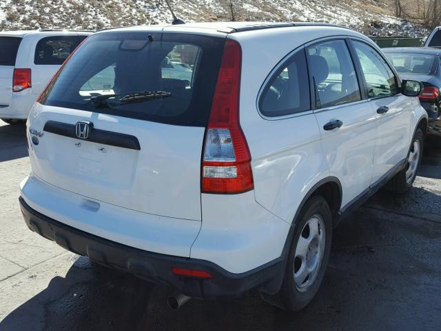 JHLRE38328C035824 - 2008 HONDA CR-V LX WHITE photo 4