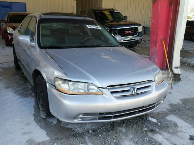 1HGCG16582A055327 - 2002 HONDA ACCORD EX GRAY photo 1