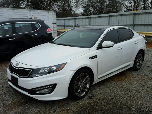 5XXGR4A65DG166405 - 2013 KIA OPTIMA SX WHITE photo 2