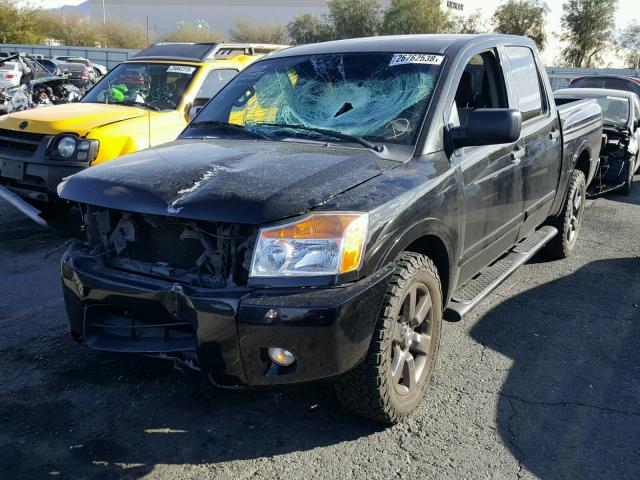 1N6AA0EK0CN306597 - 2012 NISSAN TITAN S BLACK photo 2