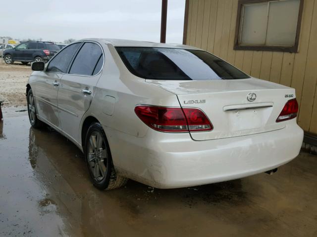 JTHBA30G155129832 - 2005 LEXUS ES 330 WHITE photo 3