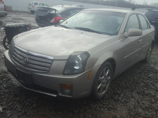 1G6DM57N230114741 - 2003 CADILLAC CTS BEIGE photo 2