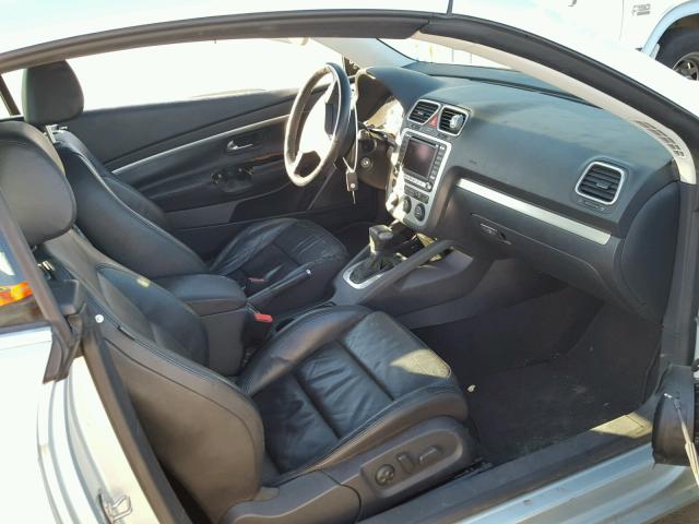 WVWDB71F07V022245 - 2007 VOLKSWAGEN EOS 3.2L S 银色 照片 5