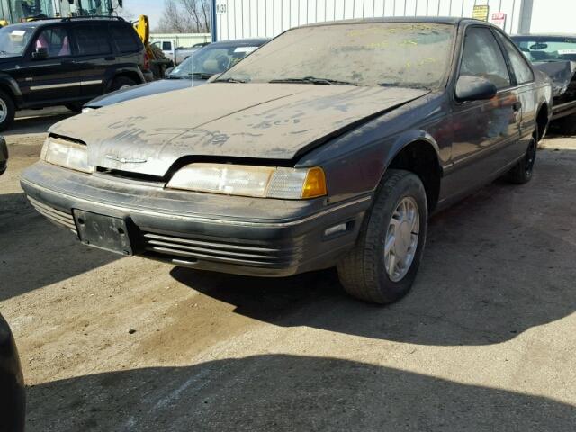 1FAPP604XKH212902 - 1989 FORD THUNDERBIR GRAY photo 2