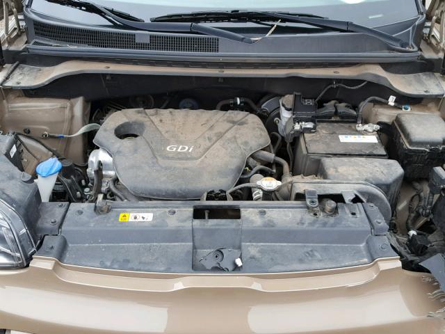 KNDJN2A28F7210007 - 2015 KIA SOUL BROWN photo 7