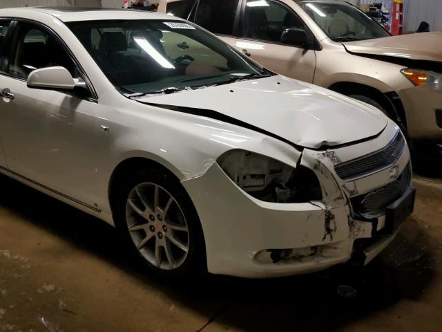 1G1ZK57758F188307 - 2008 CHEVROLET MALIBU LTZ WHITE photo 9