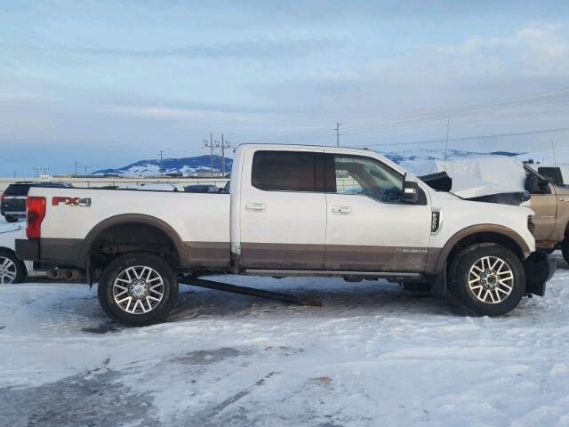 1FT8W3BTXHED43021 - 2017 FORD F-350 WHITE photo 9