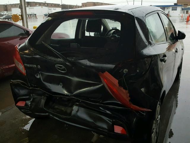 JM1DE1HY3B0129579 - 2011 MAZDA MAZDA2 BLACK photo 4