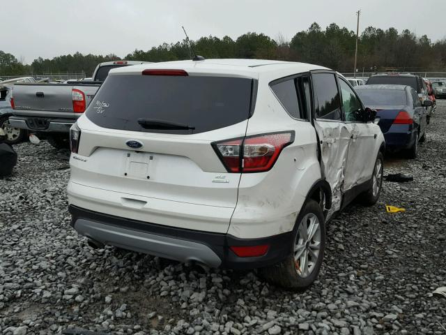 1FMCU0GD9HUE17143 - 2017 FORD ESCAPE SE WHITE photo 4