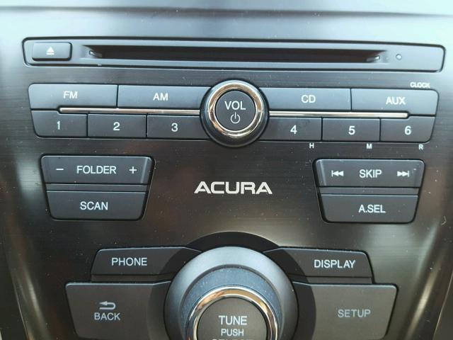 19UDE2F38HA011965 - 2017 ACURA ILX BASE WHITE photo 9