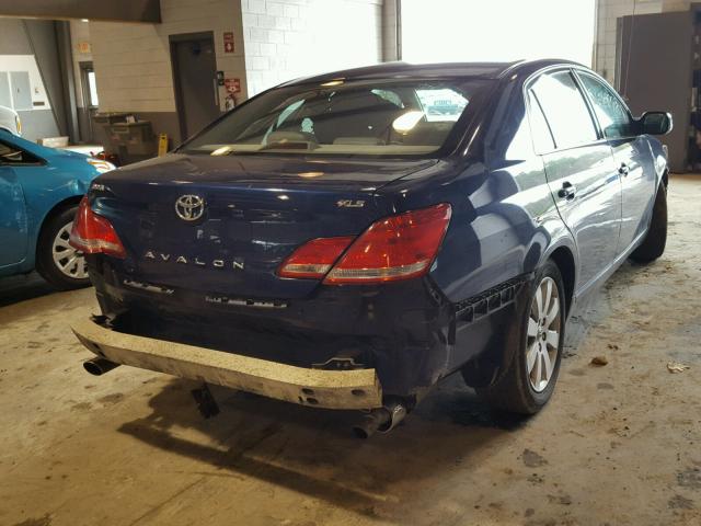 4T1BK36B86U105914 - 2006 TOYOTA AVALON XL BLUE photo 4