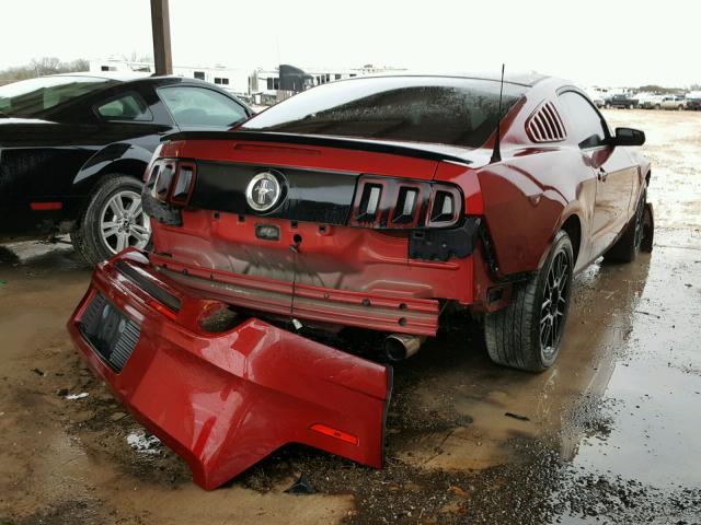 1ZVBP8AM0E5321063 - 2014 FORD MUSTANG RED photo 4