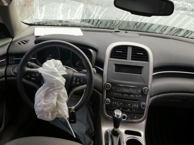 1G11B5SL0FF281315 - 2015 CHEVROLET MALIBU LS ვერცხლისფერი ფოტო 9