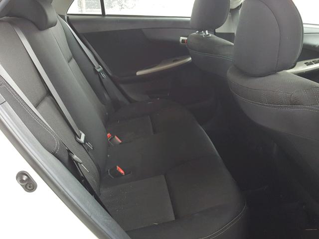 5YFBU4EEXCP073556 - 2012 TOYOTA COROLLA BA WHITE photo 6