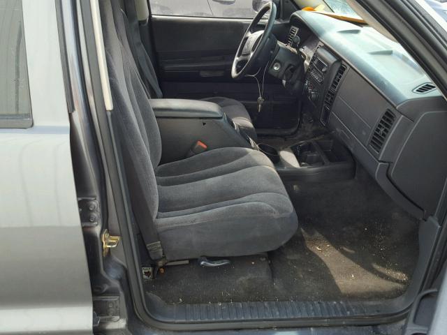 1B7HL48N02S710301 - 2002 DODGE DAKOTA QUA GRAY photo 5