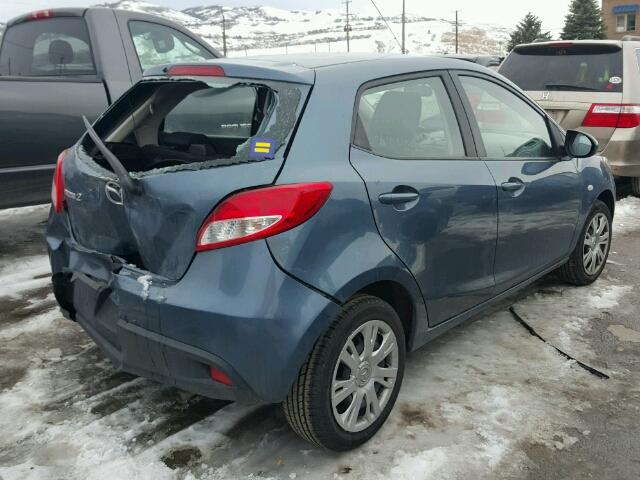 JM1DE1KY9E0181750 - 2014 MAZDA MAZDA2 SPO BLUE photo 4