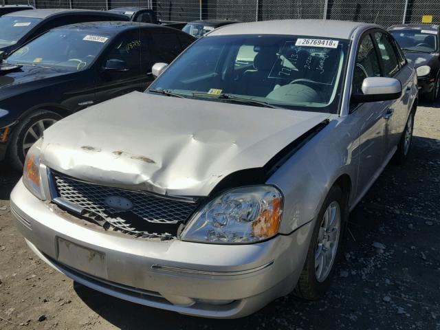 1FAHP24157G125418 - 2007 FORD FIVE HUNDR SILVER photo 2