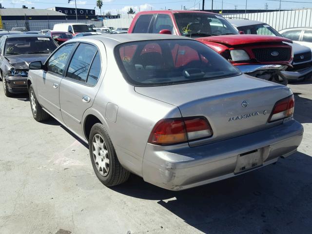 JN1CA21D1XT224607 - 1999 NISSAN MAXIMA GLE SILVER photo 3