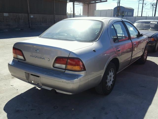 JN1CA21D1XT224607 - 1999 NISSAN MAXIMA GLE SILVER photo 4