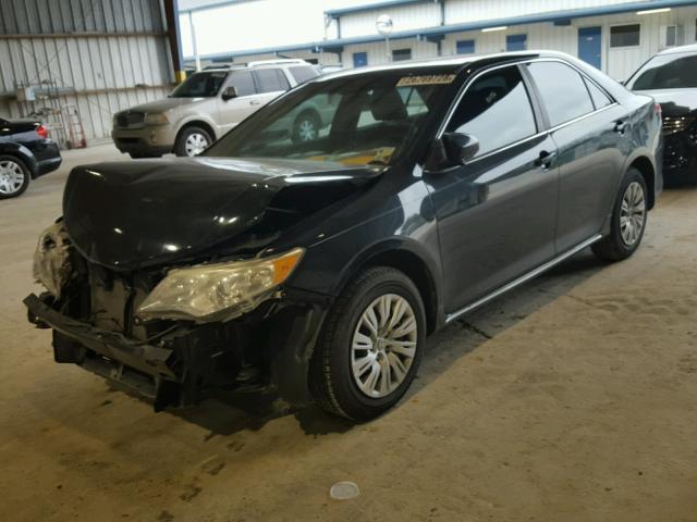 4T1BF1FK2CU190866 - 2012 TOYOTA CAMRY BASE GRAY photo 2