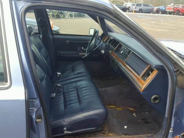 1LNLM81W2RY735981 - 1994 LINCOLN TOWN CAR E BLUE photo 5