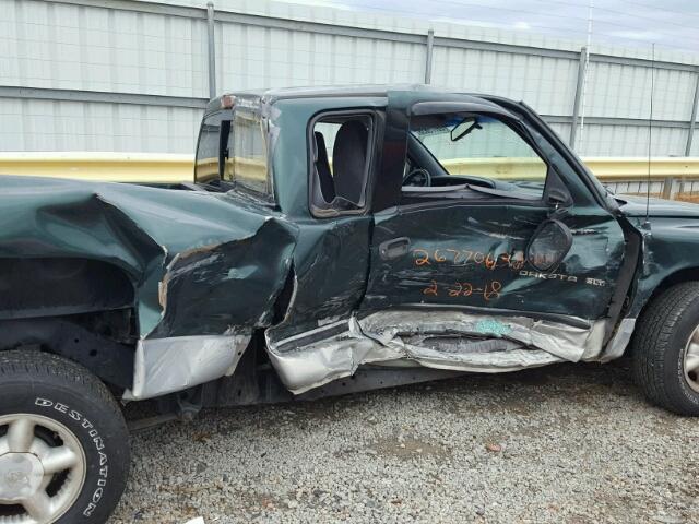 1B7GL22X7WS639601 - 1998 DODGE DAKOTA GREEN photo 9