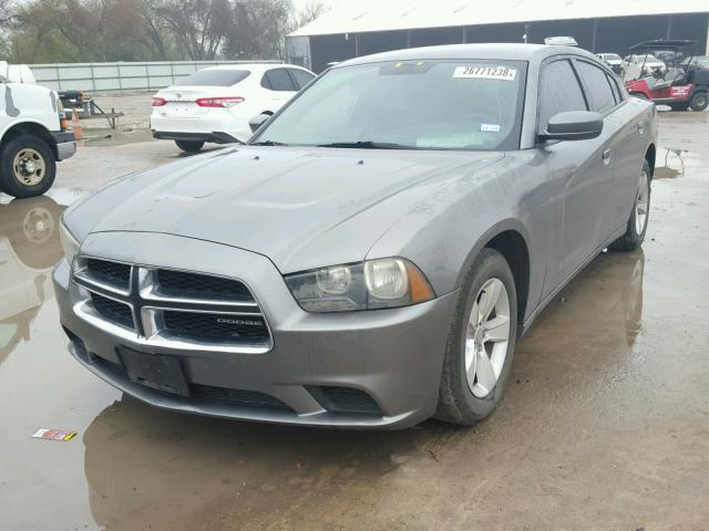 2C3CDXBG4CH177840 - 2012 DODGE CHARGER SE CHARCOAL photo 2