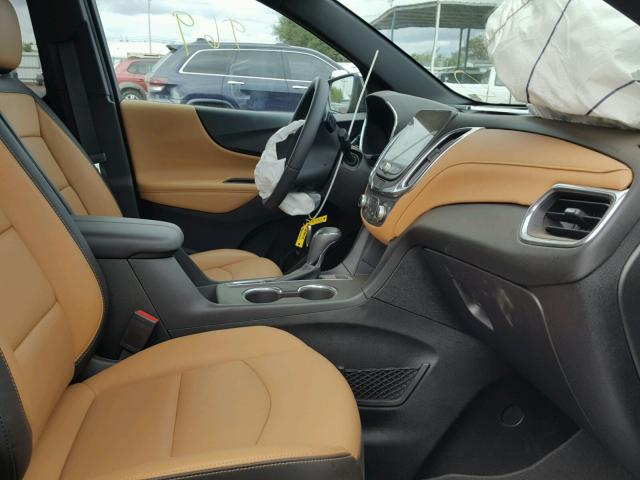 2GNAXNEX0J6128239 - 2018 CHEVROLET EQUINOX PR GRAY photo 5