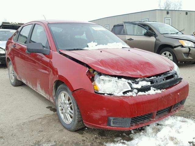 1FAHP35NX9W224588 - 2009 FORD FOCUS SE RED photo 1