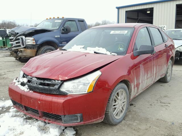 1FAHP35NX9W224588 - 2009 FORD FOCUS SE RED photo 2