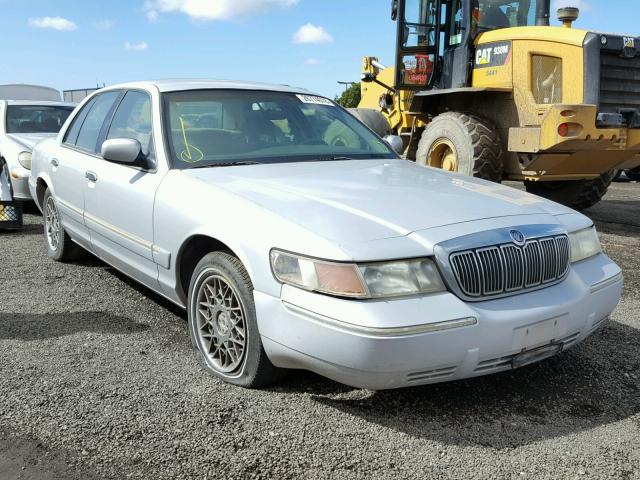 2MEFM74W0YX663697 - 2000 MERCURY GRAND MARQ SILVER photo 1