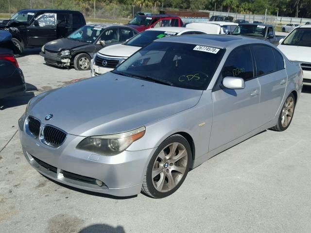 WBANB33534B114185 - 2004 BMW 545 I SILVER photo 2