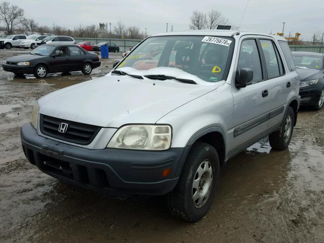 JHLRD2845XC024532 - 1999 HONDA CR-V LX SILVER photo 2