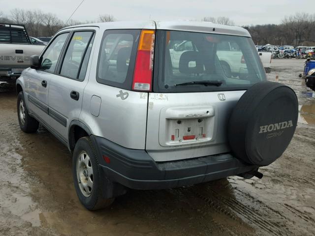 JHLRD2845XC024532 - 1999 HONDA CR-V LX SILVER photo 3