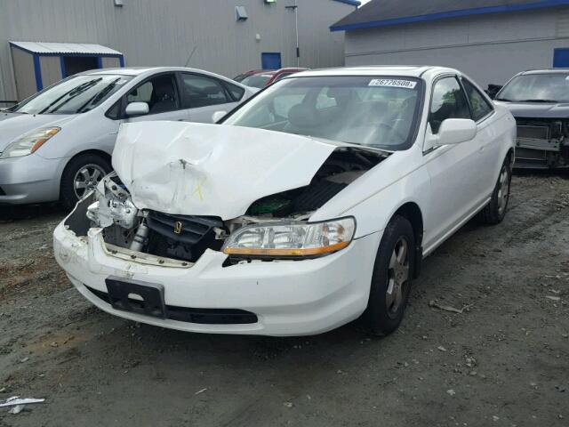 1HGCG2250XA023913 - 1999 HONDA ACCORD EX WHITE photo 2