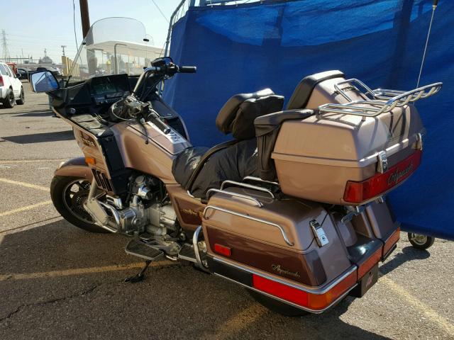 1HFSC142XGA219785 - 1986 HONDA GL1200 A BROWN photo 3