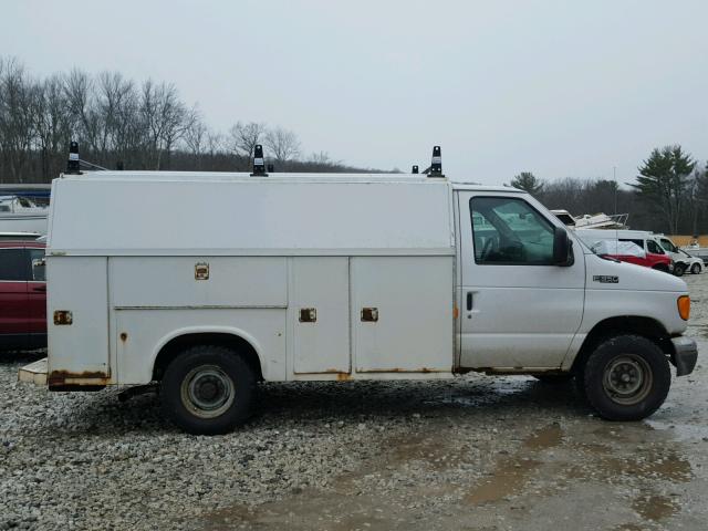 1FDSE35L44HB23821 - 2004 FORD ECONOLINE WHITE photo 9