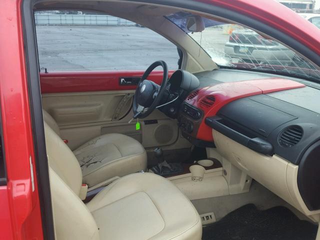 3VWCC21C0XM408494 - 1999 VOLKSWAGEN NEW BEETLE 红色 照片 5