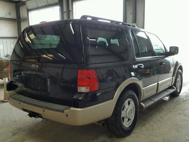 1FMFU17585LA32668 - 2005 FORD EXPEDITION BLACK photo 4