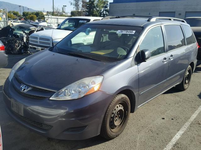 5TDZK23C57S067509 - 2007 TOYOTA SIENNA CE BLUE photo 2