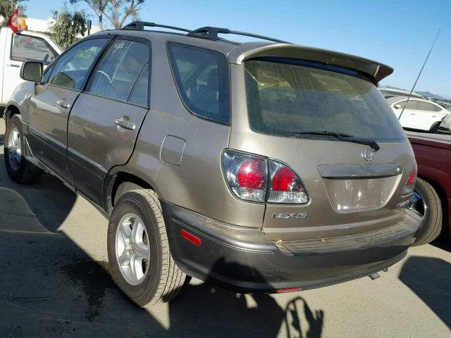 JTJHF10U710182871 - 2001 LEXUS RX 300 GOLD photo 3