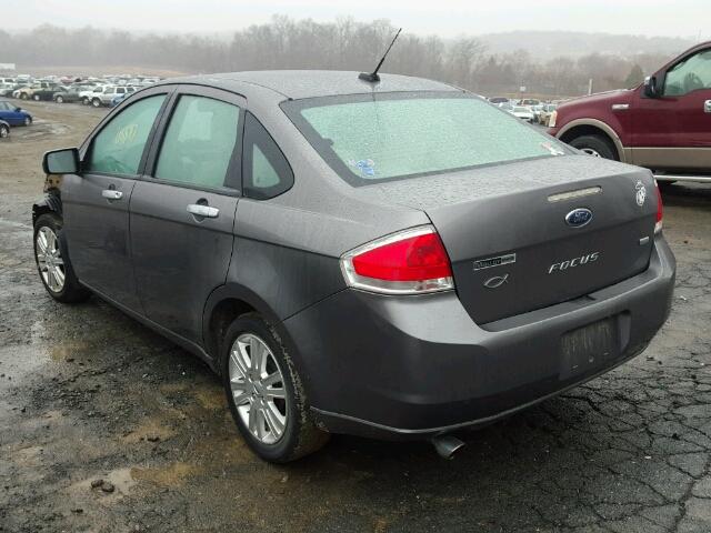 1FAHP3HN3AW198822 - 2010 FORD FOCUS SEL GRAY photo 3