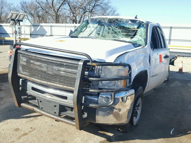 1GCHK29K48E102414 - 2008 CHEVROLET SILVERADO WHITE photo 2