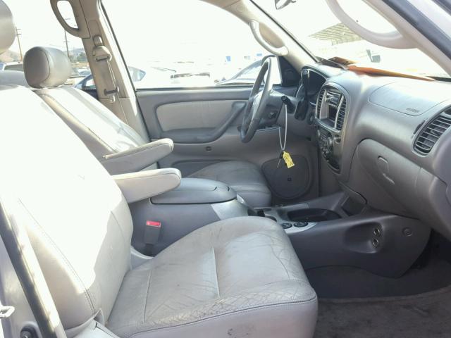 5TDZT38A82S106189 - 2002 TOYOTA SEQUOIA LI GRAY photo 5