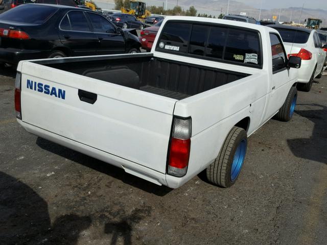 1N6ND11S2KC413388 - 1989 NISSAN D21 SHORT WHITE photo 4