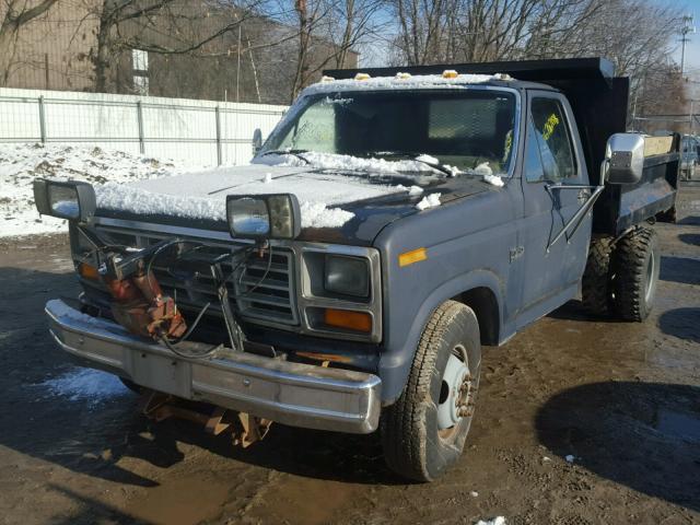 1FDJF3715GKA34092 - 1986 FORD F350 BLUE photo 2