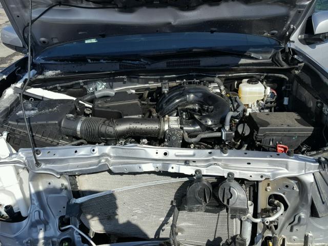 3TMCZ5AN1GM043375 - 2016 TOYOTA TACOMA DOU SILVER photo 7