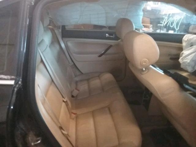 WVWRH63B01E158164 - 2001 VOLKSWAGEN PASSAT GLX BLACK photo 6