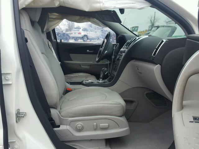 1GKER33D99J213343 - 2009 GMC ACADIA SLT თეთრი ფოტო 5