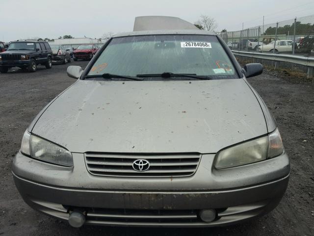 4T1BG22K1XU512220 - 1999 TOYOTA CAMRY CE GRAY photo 9